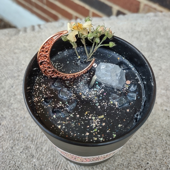 Lunar Eclipse 6oz Hand Poured Candle - Picture 8 of 16